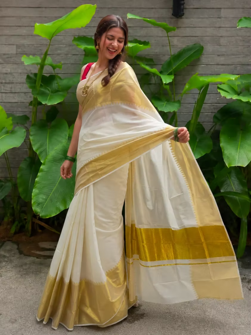Tiny Temple Wide Kasavu Border Balaramapuram Cotton Kasavu Saree