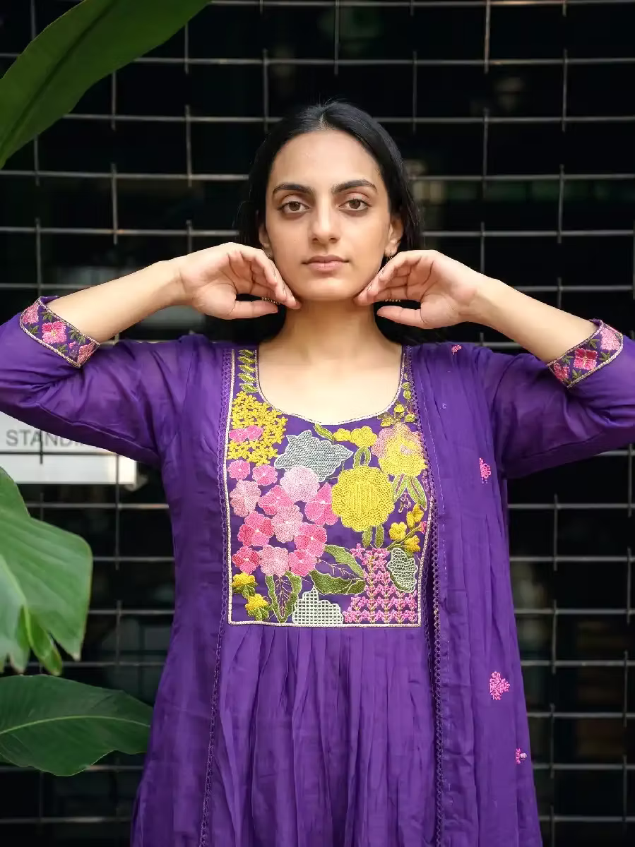 Amethyst Garden Motif Kurta Set with Intricate Floral Bodice Detailing