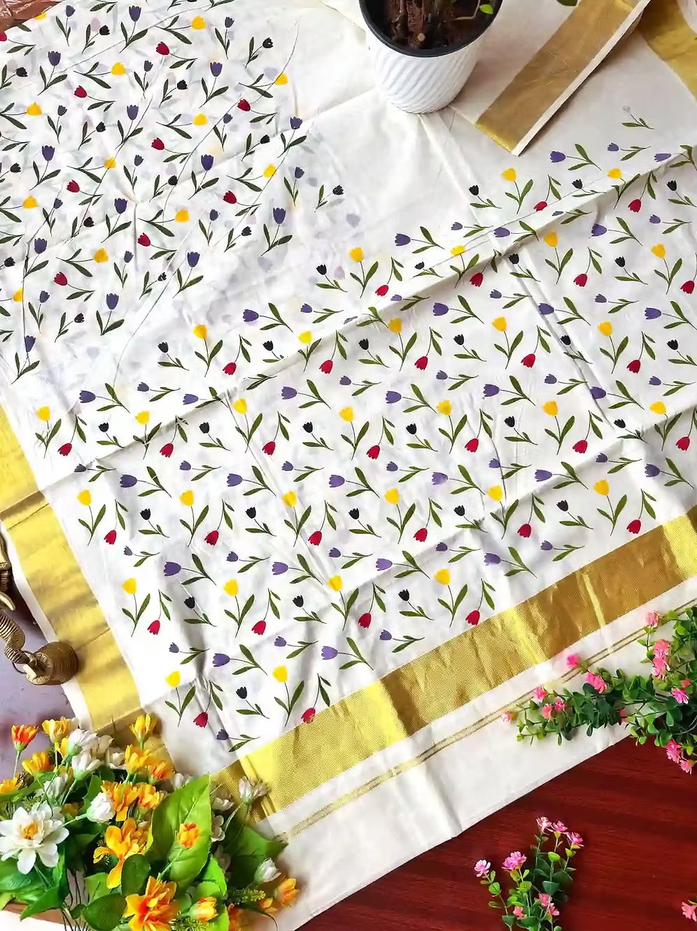 Tulip Tri-Color Kasavu Cotton Saree with Blouse | Kuthampully