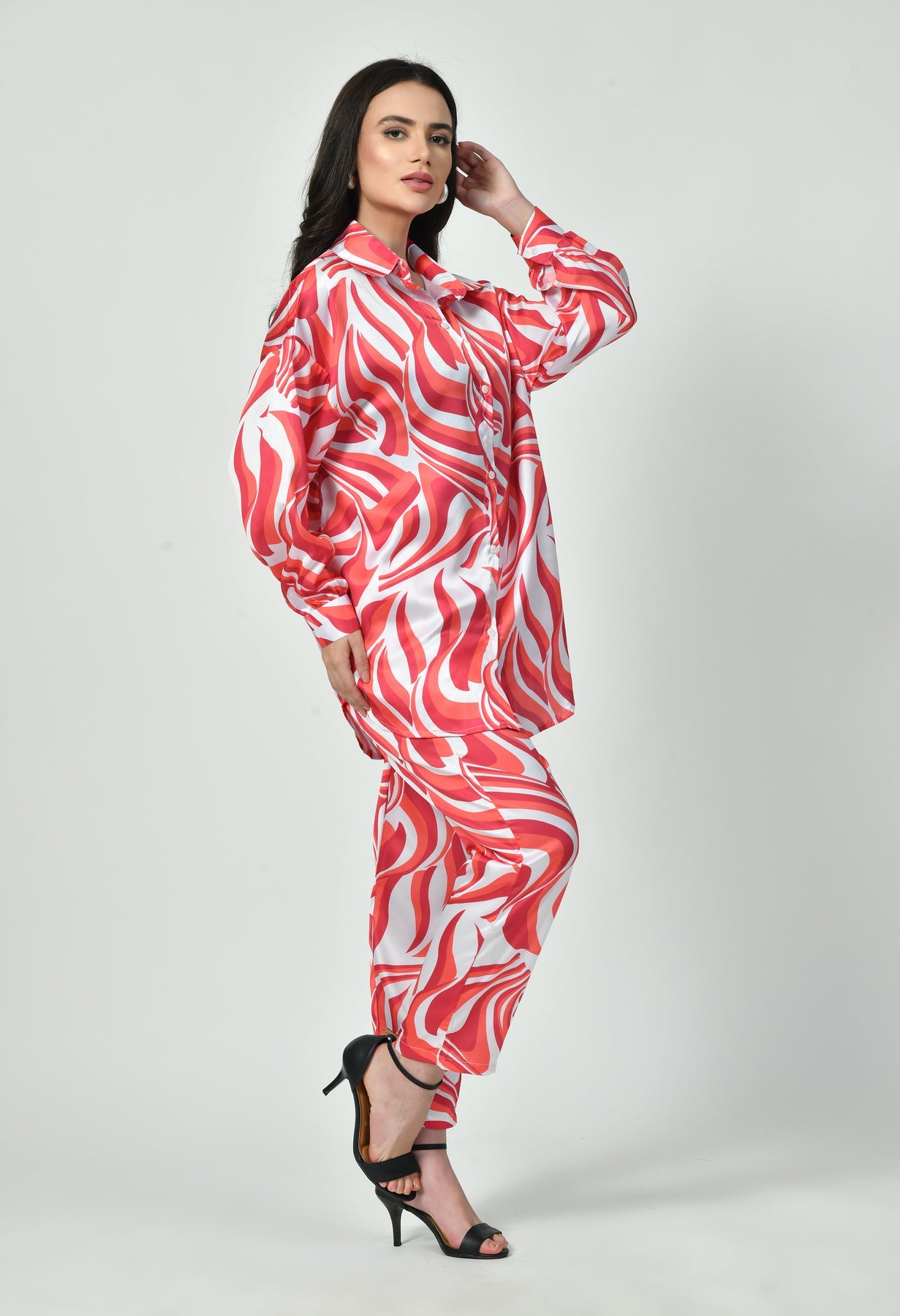 GlamouraX Modest Co-Ord Set β Red & White Swirl | Japanese Satin