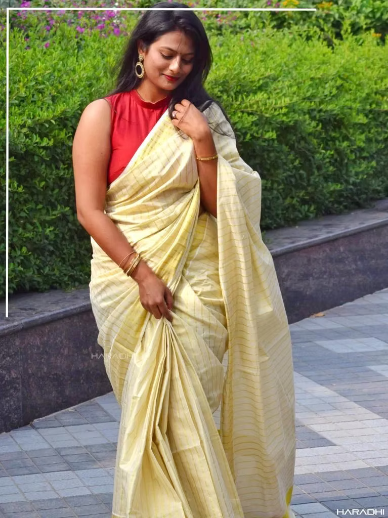 Kerala Tissue Stripe Kerala Kasavu Saree