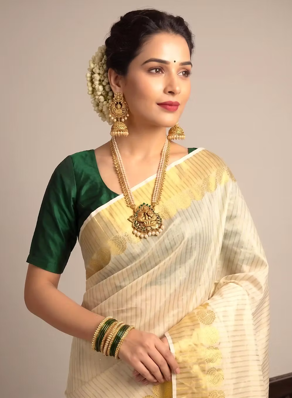 Golden Mango Jacquard Tissue Kerala Kasavu Saree