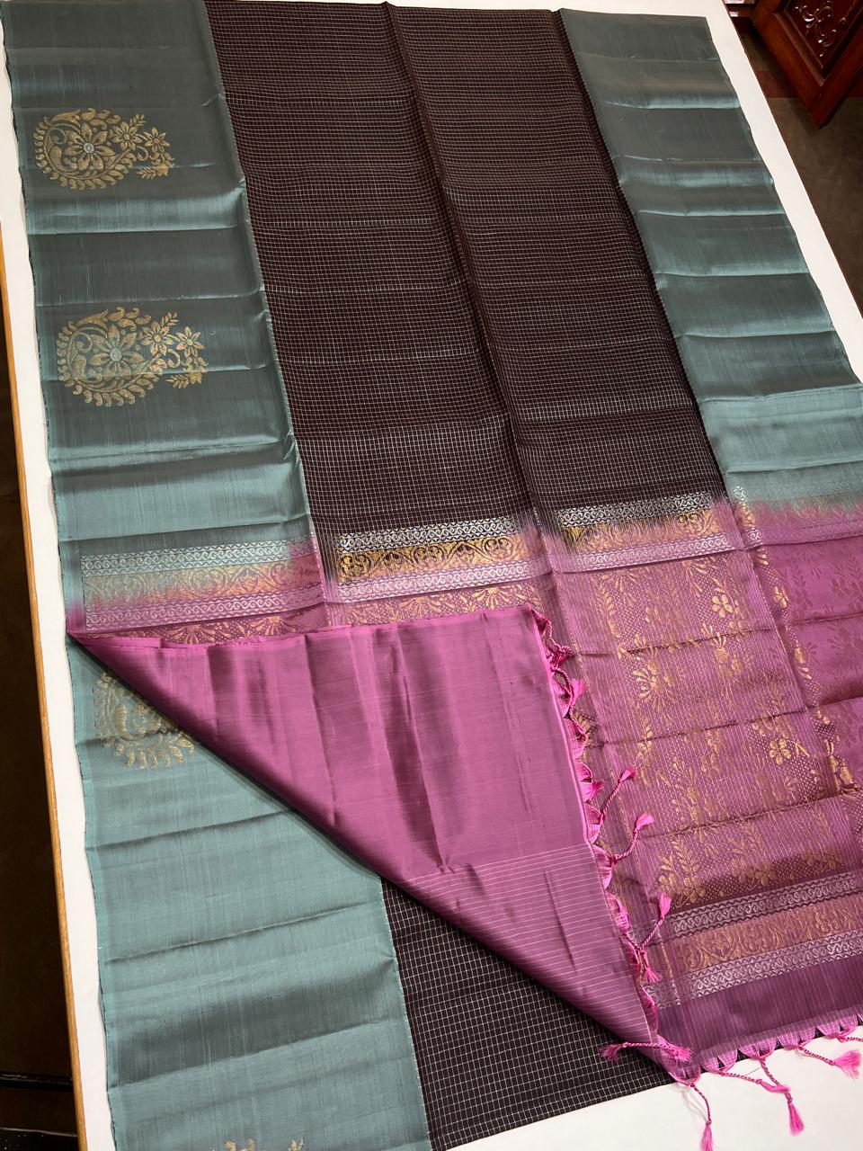 Dark brown Sirumugai Pure Handloom Kanchi Soft Silk Saree with One-Side Korai Turning Weaving with blouse