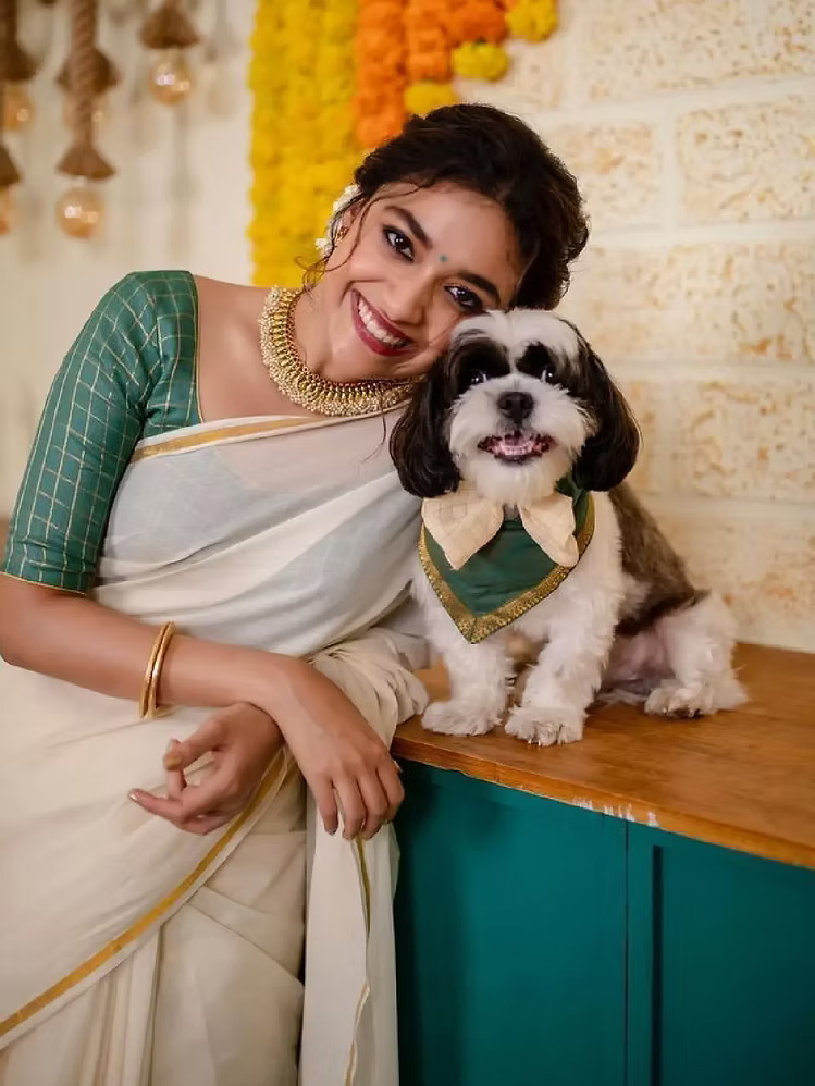 Traditional Thin Kasavu Cotton Saree with Running Blouse