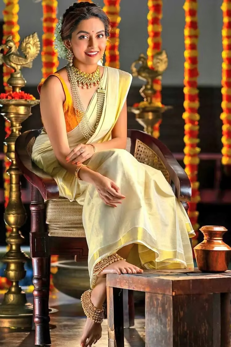Golden Kasavu Tissue Saree | Kerala Traditional