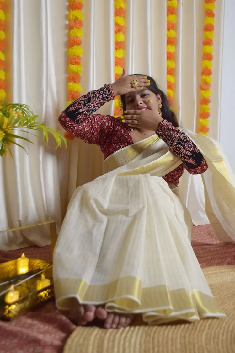 Tiny Golden Block Kasavu Cotton Saree with Running Blouse