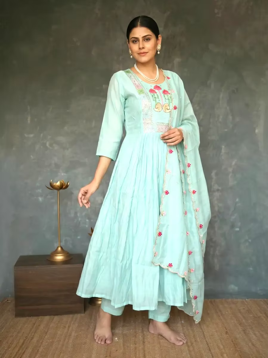 Seafoam Blue Ethnic Kurta Suit Set with Lotus Embroidery & Pants