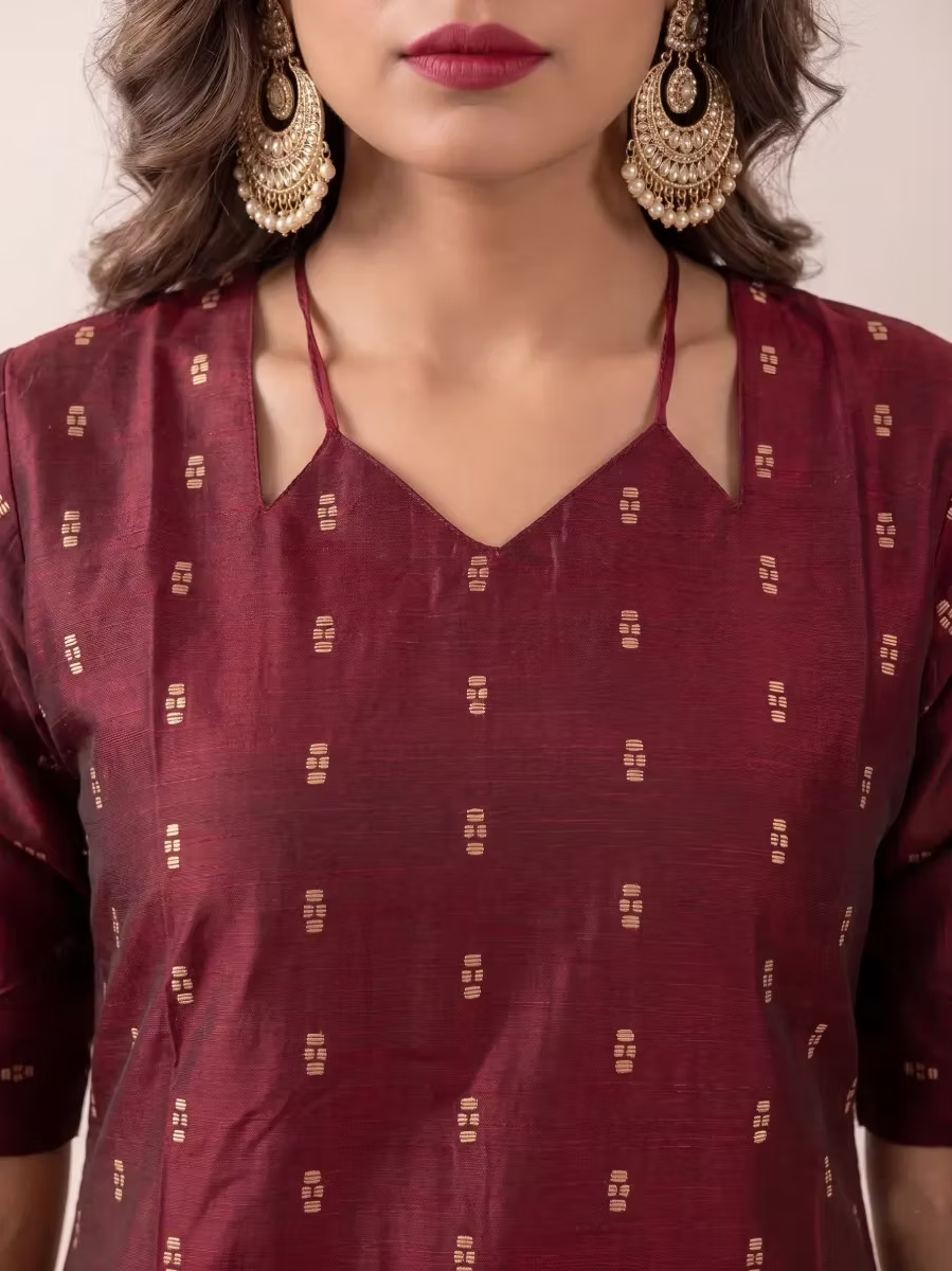 Maroon Beige Motif Kurta Set With Tassel Dupatta