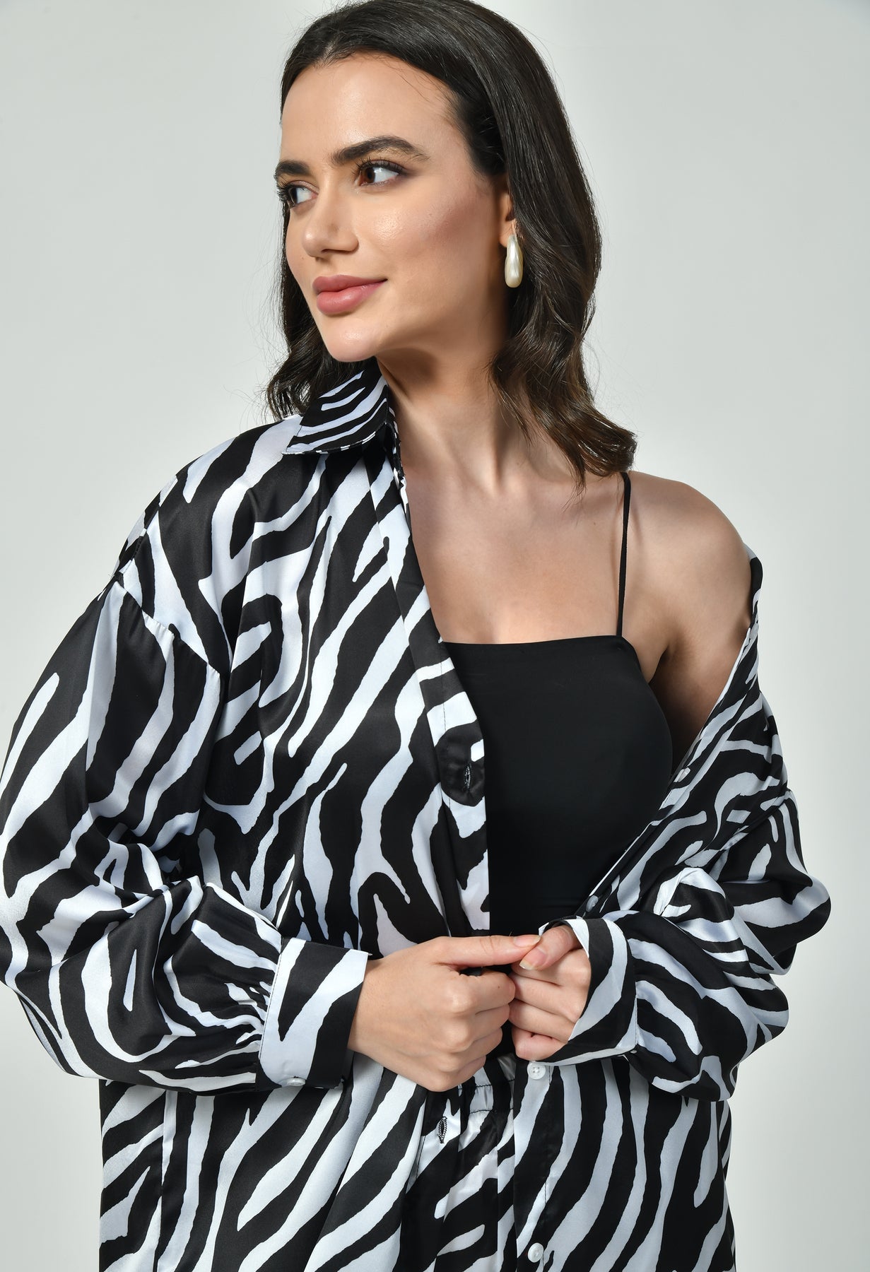 GlamouraX Modest Co-Ord Set – Black & White Zebra Print | Japanese Satin