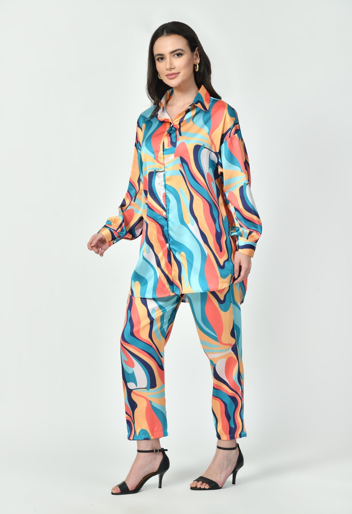 GlamouraX Modest Co-Ord Set – Multicolor Abstract Wave | Japanese Satin