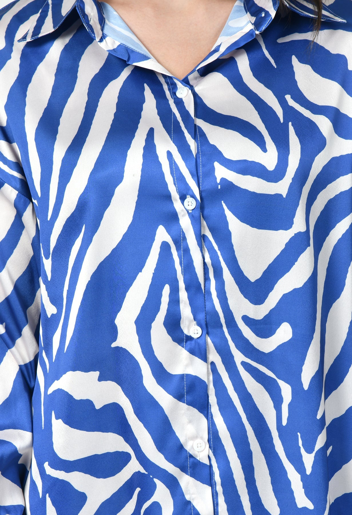 GlamouraX Modest Co-Ord Set – Blue & White Zebra Print | Japanese Satin