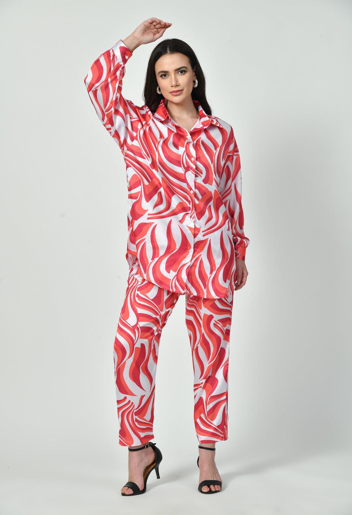 GlamouraX Modest Co-Ord Set – Red & White Swirl | Japanese Satin
