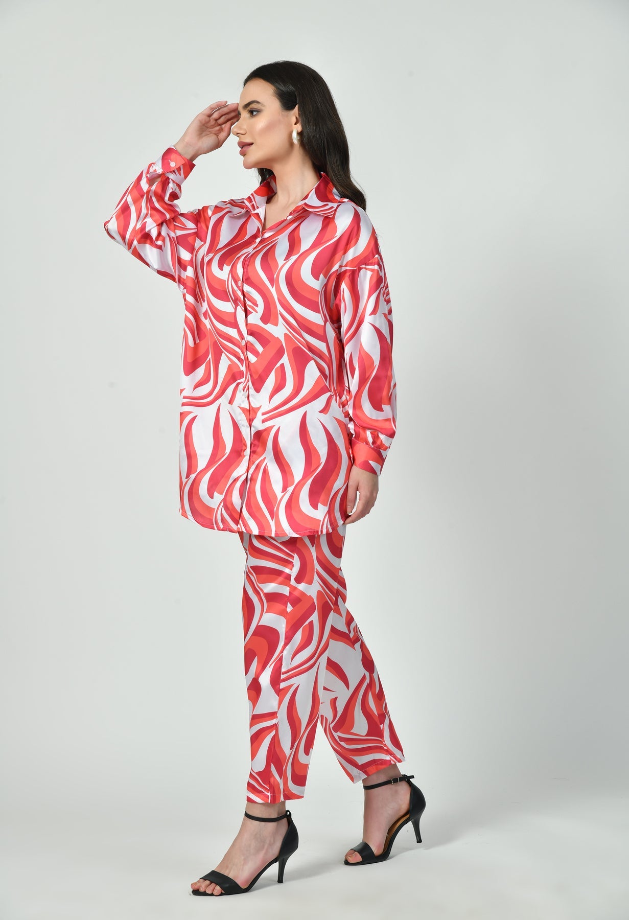 GlamouraX Modest Co-Ord Set – Red & White Swirl | Japanese Satin