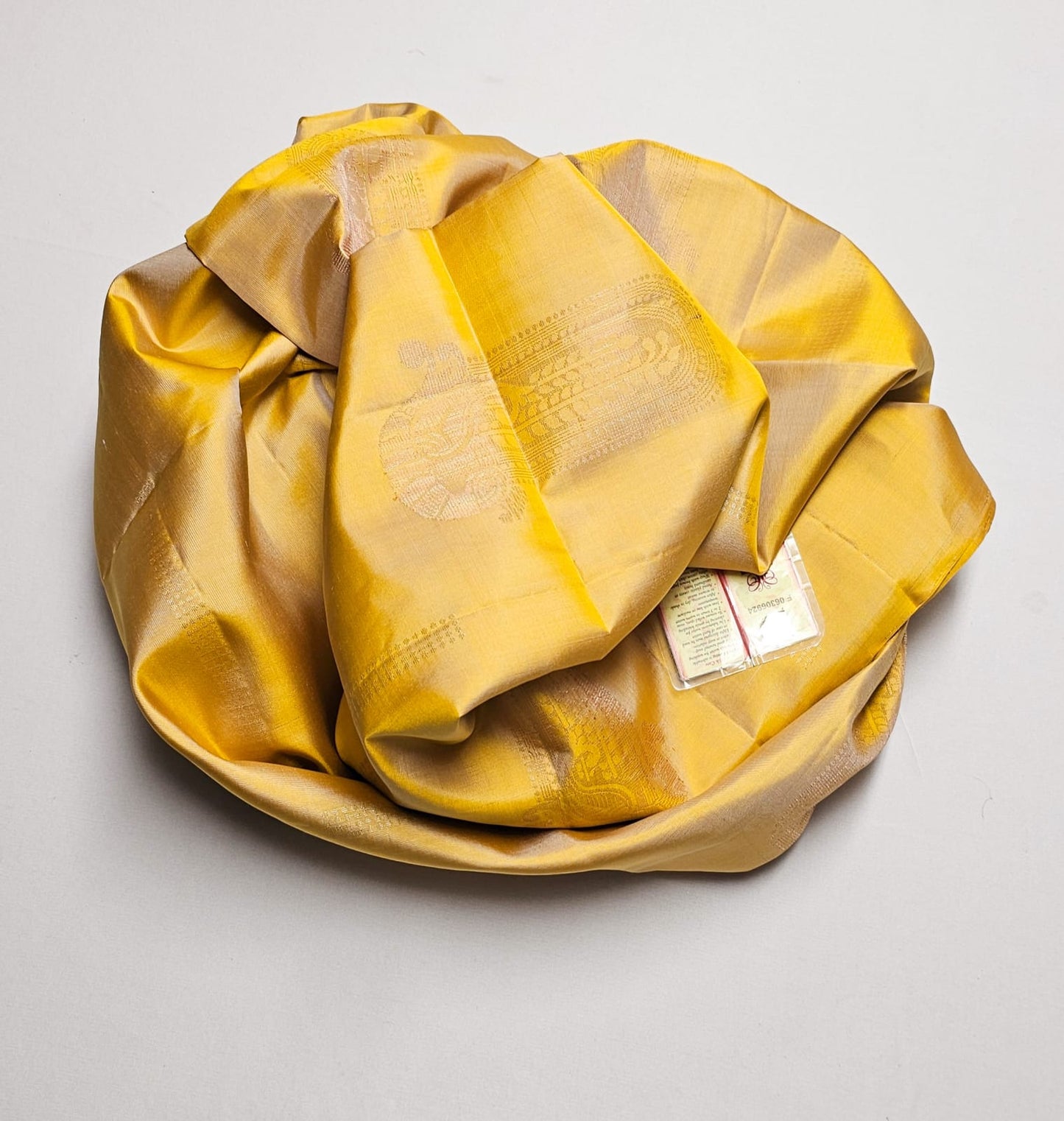 Sirumugai Pure Handloom Kanchi Soft Silk Sarees-self blouse-all over motives-Multiple colour