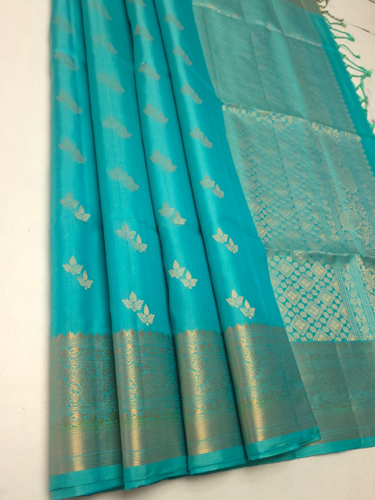 Sirumugai Pure Handloom Kanchi Soft Silk Sarees with blouse- Multiple collection