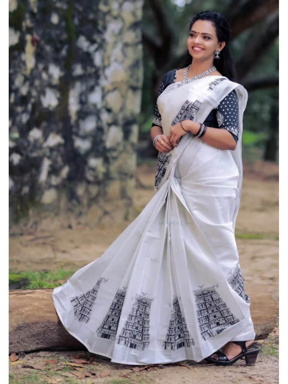 Gopura Black Silver Kasavu Tissue Kerala Saree with Blouse Piece