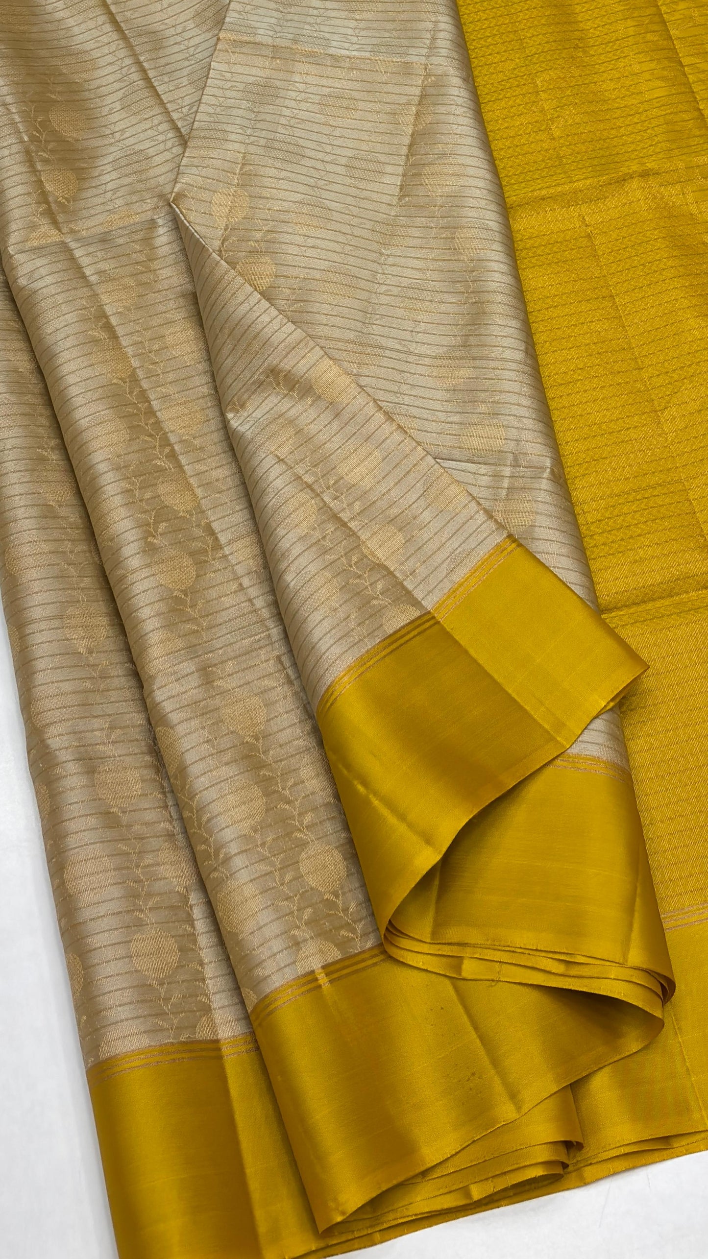 Sirumugai Pure Handloom Kanchi Soft Silk Sarees Jackard weaving - Mulitple colour