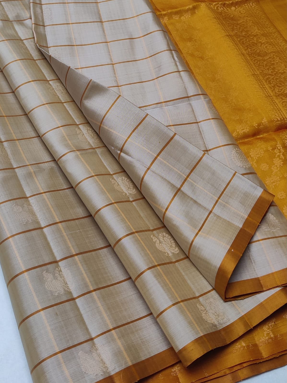 Sirumugai Pure Handloom Kanchi Soft Silk Sarees- with blouse